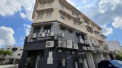 112 Katong (D15), Shop House #578663961